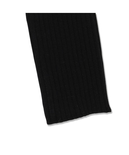 GUESS JEANS（ゲスジーンズ）の「GUESS JEANS Long Sleeves V-neck Rib Sweater ニットトップス（ニット/セーター・レディース・ブラック/ネイビー・SMALL/X-SMALL/MEDIUM/LARGE）」の15枚目の写真