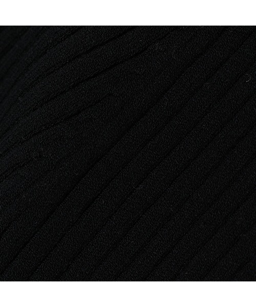 GUESS JEANS（ゲスジーンズ）の「GUESS JEANS Long Sleeves V-neck Rib Sweater ニットトップス（ニット/セーター・レディース・ブラック/ネイビー・SMALL/X-SMALL/MEDIUM/LARGE）」の18枚目の写真