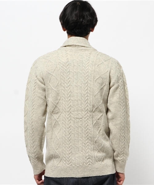 JOURNAL STANDARD（ジャーナルスタンダード）の「シェットランドケーブルショールカーディガン#（カーディガン/ボレロ・メンズ・アイボリー/キャメル/グリーン/コバルトブルー/チャコールグレー・LARGE/MEDIUM）」の20枚目の写真