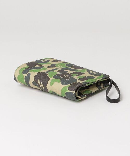 A BATHING APE(アベイシングエイプ)の「ABC CAMO WALLET(財布 A BATHING APE(アベイシングエイプ)の「ABC CAMO WALLET(財布