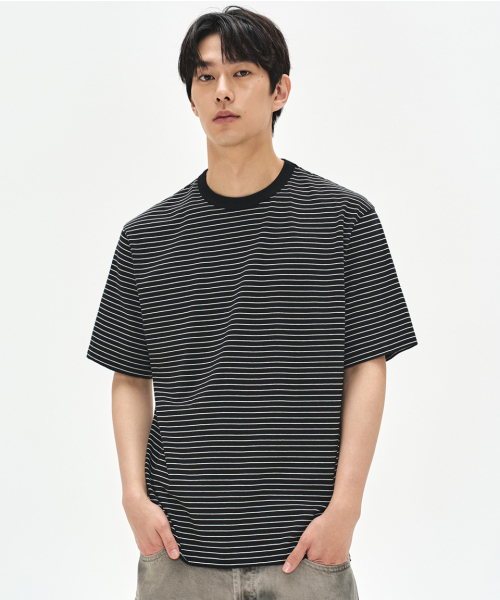 SOVERMENT(ソヴメント)の「ピンストライプTシャツ-ブラック-(Tシャツ/カットソー・メンズ・その他・SMALL/MEDIUM/LARGE/X-LARGE)」の1枚目の写真