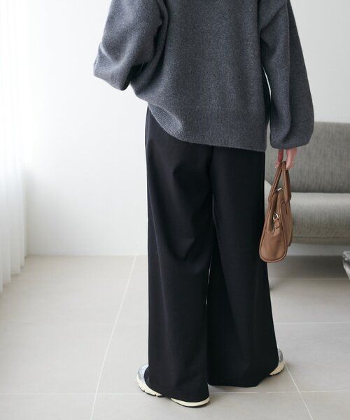 DISCOAT（ディスコート）の「【こなれ感と快適さを両立】ウールブレンドワイドパンツ（スラックス・レディース・ブラック/ブラウン/ベージュ・LARGE/SMALL/MEDIUM）」の7枚目の写真