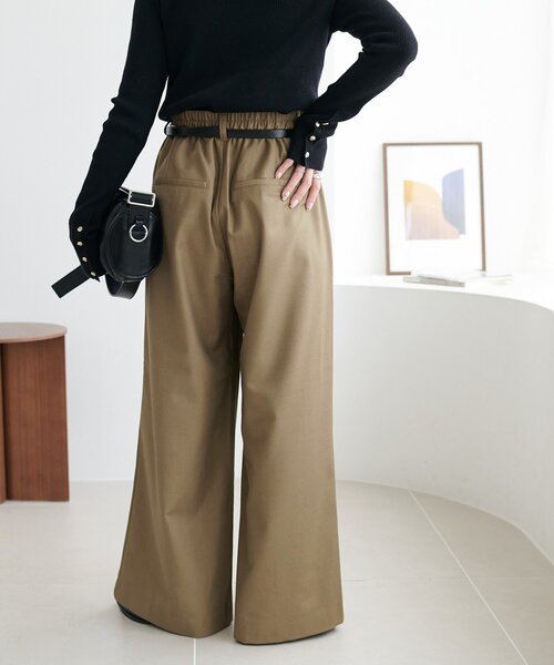 DISCOAT（ディスコート）の「【こなれ感と快適さを両立】ウールブレンドワイドパンツ（スラックス・レディース・ブラック/ブラウン/ベージュ・LARGE/SMALL/MEDIUM）」の6枚目の写真