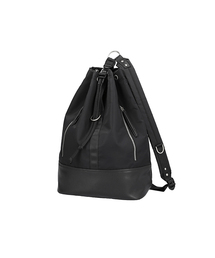 Minimal Bucket Sling Bag / Black