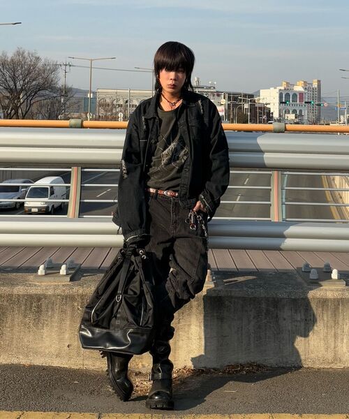SSRL(シエスタ ロイヤル レーベル)の「Minimal Bucket Sling Bag / Black(メッセンジャーバッグ・レディース・その他・OS)」の20枚目の写真