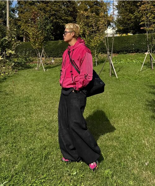 SSRL(シエスタ ロイヤル レーベル)の「Minimal Bucket Sling Bag / Black(メッセンジャーバッグ・レディース・その他・OS)」の22枚目の写真