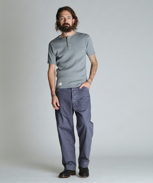 Schott(ショット)の「Schott/ショット/ARMY RIB HENLEY T-SHIRT/アーミーリブ ヘンリー Tシャツ(Tシャツ/カットソー・メンズ・チャコールグレー/ナチュラル/ブルーグレー・M/L/XL/2XL)」の9枚目の写真