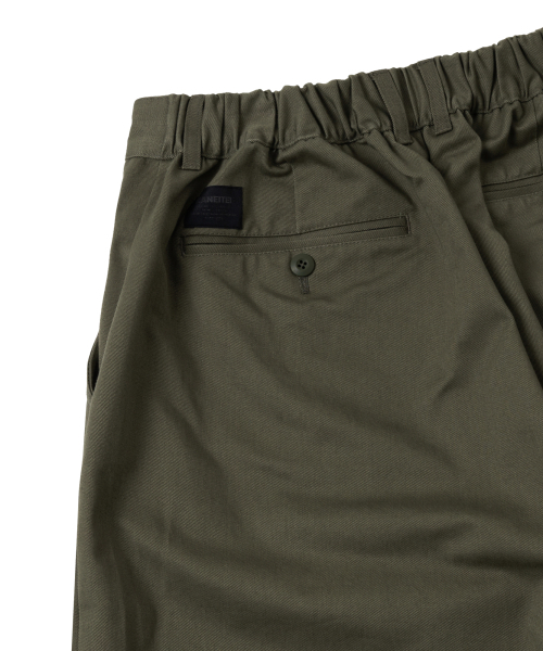 KANEITEI(カネイテイ)の「WIDE CHINO TROUSERS (OLIVE DRAB)(その他パンツ・レディース・その他・MEDIUM/LARGE)」の6枚目の写真