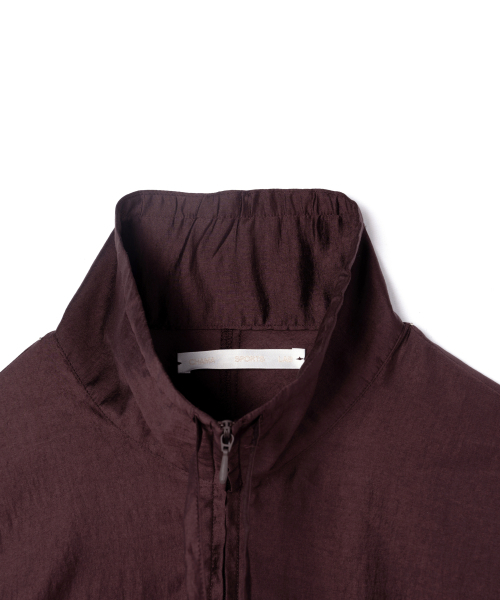 CHAMASPORTSLAB(チャマ スポーツラボ)の「CSL_Oganza Jacket_Chocolate Plum(ナイロンジャケット・レディース・その他・FREE)」の8枚目の写真