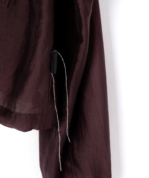 CHAMASPORTSLAB(チャマ スポーツラボ)の「CSL_Oganza Jacket_Chocolate Plum(ナイロンジャケット・レディース・その他・FREE)」の12枚目の写真