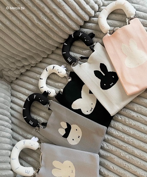 MIIA（ミーア）の「miffy 2wayリボンニットバッグ（ショルダーバッグ・レディース・ブラック/ピンク/オフホワイト/ブルー・FREE）」の17枚目の写真