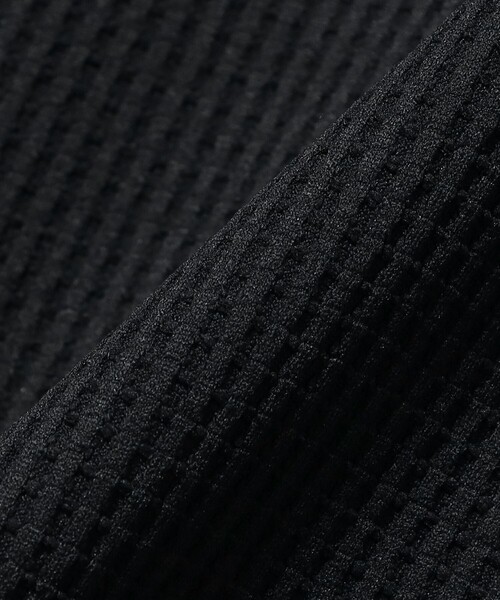 BEAMS(ビームス)の「ストレッチ ワッフル Tシャツ【リラックスフィット】(Tシャツ/カットソー・メンズ・オリーブ/ブラック/チャコールグレー/ホワイト・M/XL/S/L)」の17枚目の写真