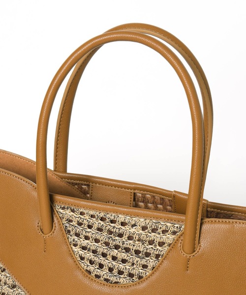 mysty woman(ミスティウーマン)の「【LE VERNIS】ハンドルトート(トートバッグ・レディース・ブラウン・FREE)」の15枚目の写真