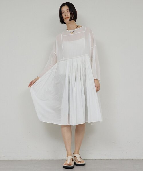 GALLARDAGALANTE（ガリャルダガランテ）の「【2026SS Debut】【Dhritië】【手洗い可】タックチュニック（シャツ/ブラウス・レディース・オフホワイト/ブラック/レッド・FREE）」の5枚目の写真