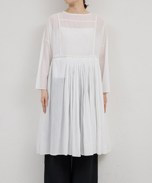 GALLARDAGALANTE（ガリャルダガランテ）の「【2026SS Debut】【Dhritië】【手洗い可】タックチュニック（シャツ/ブラウス・レディース・オフホワイト/ブラック/レッド・FREE）」の10枚目の写真