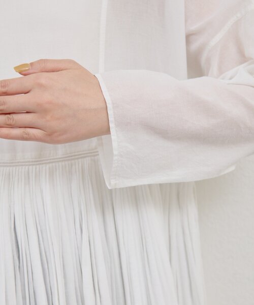 GALLARDAGALANTE（ガリャルダガランテ）の「【2026SS Debut】【Dhritië】【手洗い可】タックチュニック（シャツ/ブラウス・レディース・オフホワイト/ブラック/レッド・FREE）」の15枚目の写真