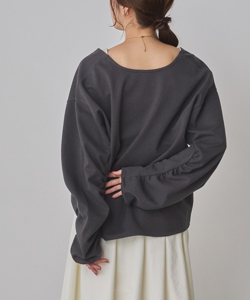 hunch(ハンチ)の「ブークレ 深Vネック ボリュームスリーブトップス(Tシャツ/カットソー・レディース・ライム/オフホワイト/チャコール・FREE)」の19枚目の写真