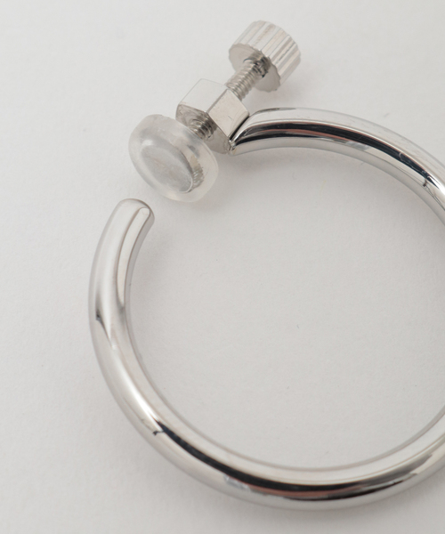 Tiara（ティアラ）の「【SOAC/ソーク】Plump Drop Cord Pierce（ピアス（両耳用）・レディース・シルバー・FREE）」の4枚目の写真