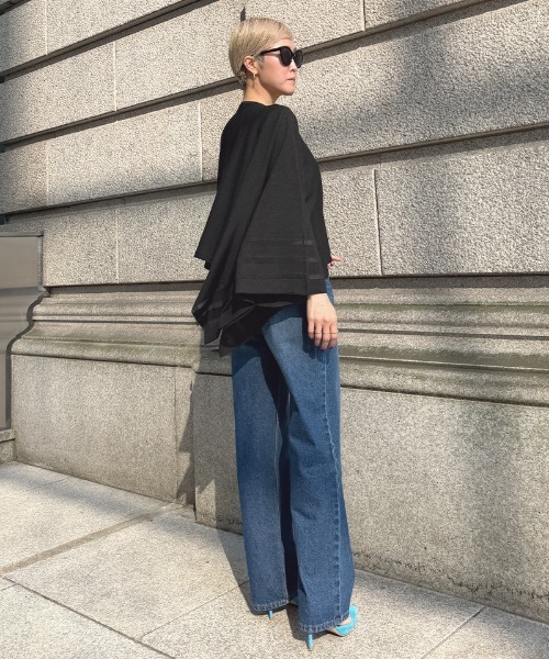 JENNE(ジェンヌ)の「マルチウェイニットケープ(その他トップス・レディース・ブラック/ホワイト・SMALL/MEDIUM/LARGE)」の6枚目の写真