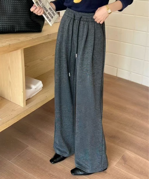 FINEnough(ファインナフ)の「スエットパンツ(その他パンツ・レディース・チャコールグレー/ブラック・FREE)」の3枚目の写真