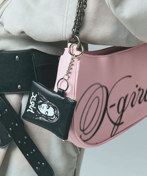 X-girl（エックスガール）の「FACE MINI POUCH KEYRING（ポーチ・レディース・ブラック/ピンク/カモフラージュ・ONE SIZE）」の5枚目の写真