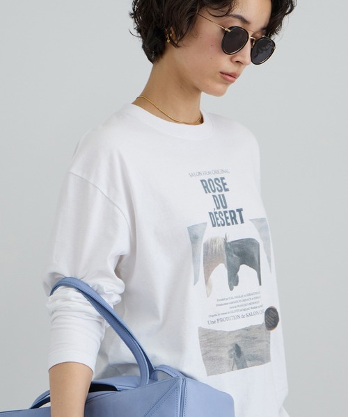 SALON adam et rope'（サロン アダム エ ロペ）の「フィルムポスター プリントロングスリーブTEE（Tシャツ/カットソー・レディース・オフホワイト/チャコールグレー・FREE）」の13枚目の写真