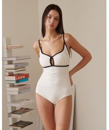 REVE REVE（レヴレヴ）の「MODERN HEART OPS WT（水着）」