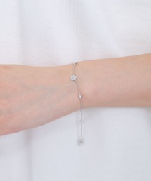 MARY QUANT(�}���[�N�����g)�̃X�e�[�V�����r�W���[ �u���X���b�g(�u���X���b�g)