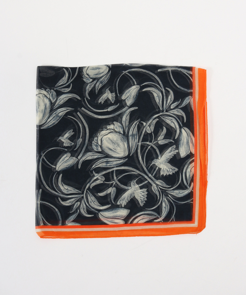 B.C STOCK(ベーセーストック)の「シアースカーフ(ストール/ショール・レディース・ホワイト/ホワイト系その他/ネイビー/サックスブルー・FREE)」の1枚目の写真