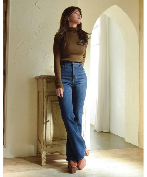 CREO STORE（クレオストア）の「【ela.】boots cut denim/ウエストライン×ウエストフィット設計 ブーツカット 美脚見えデニムパンツ（デニムパンツ・レディース・インディゴブルー/サックスブルー・MEDIUM）」の13枚目の写真