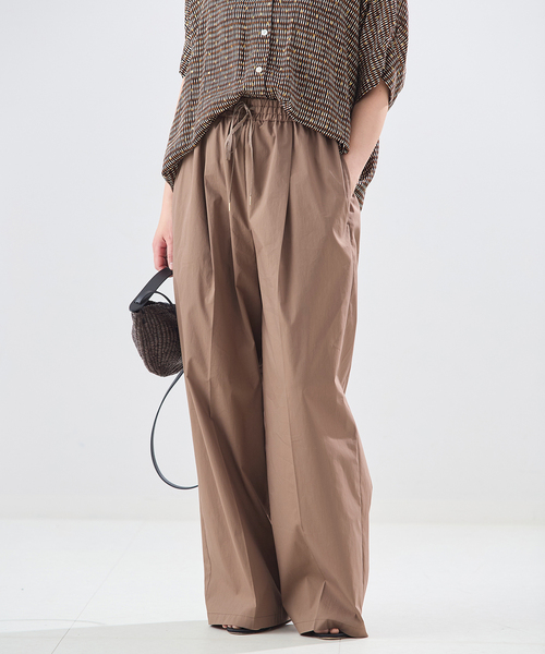 journal standard L'essage（ジャーナルスタンダードレサージュ）の「タイプライターイージーワイドパンツ（その他パンツ・レディース・カーキ/ブラック/ブラウン・38/36）」の2枚目の写真