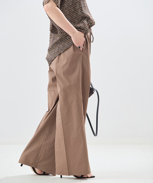 journal standard L'essage（ジャーナルスタンダードレサージュ）の「タイプライターイージーワイドパンツ（その他パンツ・レディース・カーキ/ブラック/ブラウン・38/36）」の13枚目の写真
