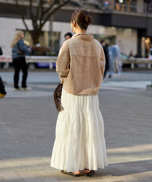 JOURNAL STANDARD(ジャーナルスタンダード)の「ライトオンスデニムクロップドシャツ(シャツ/ブラウス・レディース・ベージュ/ブルー系その他・FREE)」の8枚目の写真