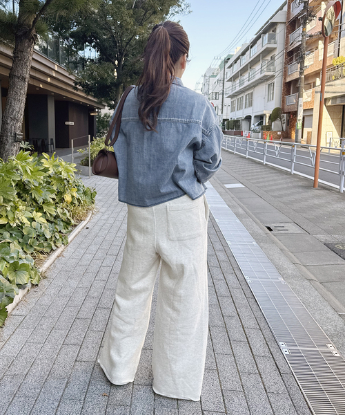 JOURNAL STANDARD(ジャーナルスタンダード)の「ライトオンスデニムクロップドシャツ(シャツ/ブラウス・レディース・ベージュ/ブルー系その他・FREE)」の18枚目の写真