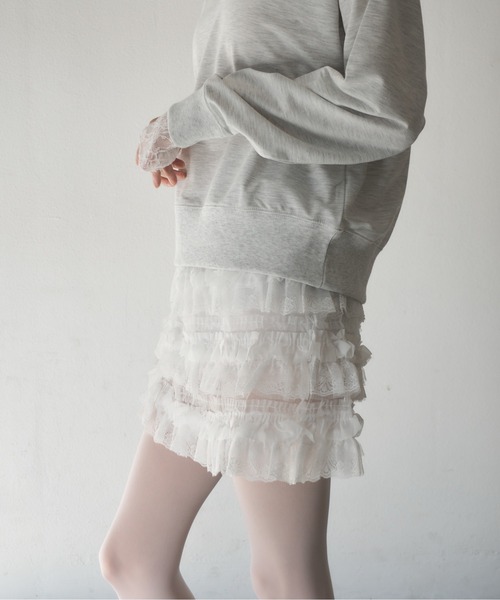 Nadana（ナダナ）の「レースフリルティアードミニスカート（スカート・レディース・ホワイト/ブラック・FREE）」の11枚目の写真