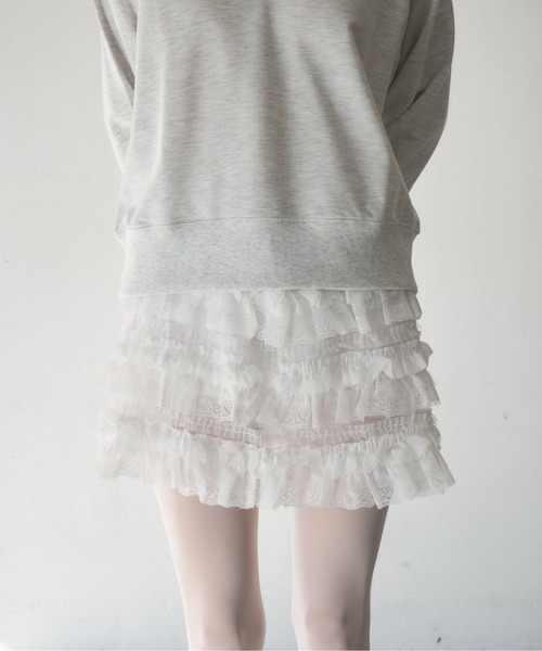 Nadana（ナダナ）の「レースフリルティアードミニスカート（スカート・レディース・ホワイト/ブラック・FREE）」の12枚目の写真