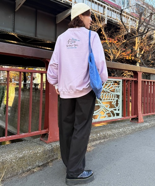 DOUBLE NAME（ダブルネーム）の「セッションしたい恐竜刺しゅうプルオーバー（Tシャツ/カットソー・レディース・オフホワイト/ブルー/パープル・FREE）」の18枚目の写真