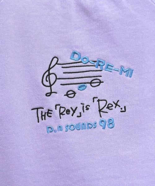 DOUBLE NAME（ダブルネーム）の「セッションしたい恐竜刺しゅうプルオーバー（Tシャツ/カットソー・レディース・オフホワイト/ブルー/パープル・FREE）」の17枚目の写真
