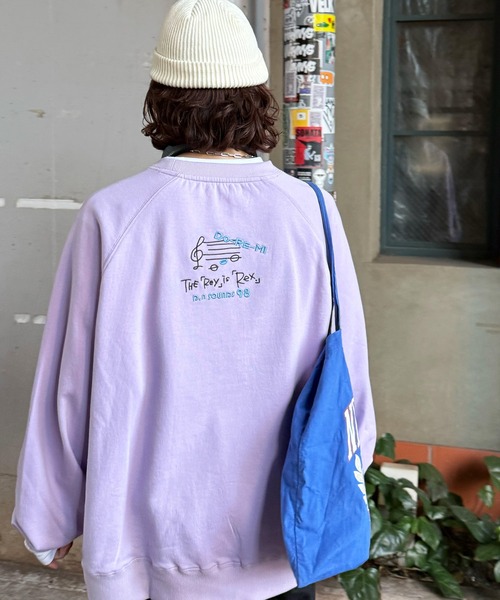 DOUBLE NAME（ダブルネーム）の「セッションしたい恐竜刺しゅうプルオーバー（Tシャツ/カットソー・レディース・オフホワイト/ブルー/パープル・FREE）」の14枚目の写真