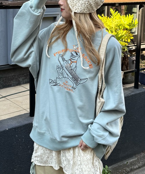 DOUBLE NAME（ダブルネーム）の「セッションしたい恐竜刺しゅうプルオーバー（Tシャツ/カットソー・レディース・オフホワイト/ブルー/パープル・FREE）」の13枚目の写真