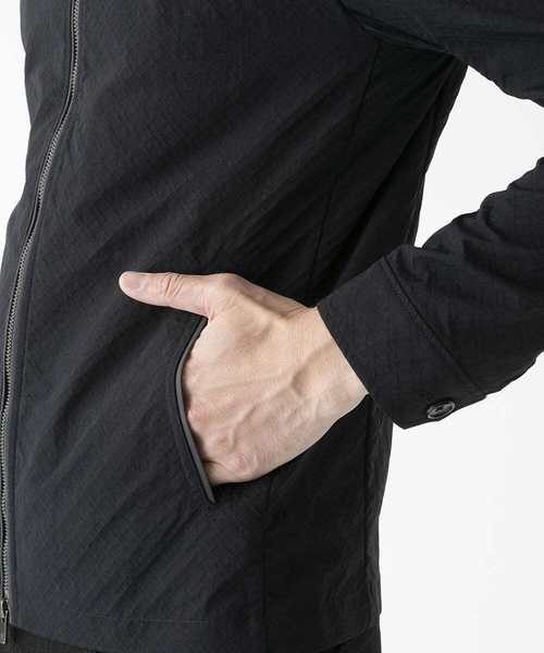 MICHEL KLEIN HOMME   （ミッシェルクランオム）の「フード付きスタンドカラーブルゾン（ブルゾン・メンズ・ブラック/ライトブルー・MEDIUM/X-LARGE/LARGE）」の21枚目の写真