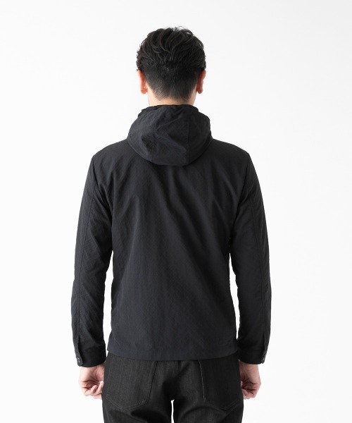 MICHEL KLEIN HOMME   （ミッシェルクランオム）の「フード付きスタンドカラーブルゾン（ブルゾン・メンズ・ブラック/ライトブルー・MEDIUM/X-LARGE/LARGE）」の7枚目の写真
