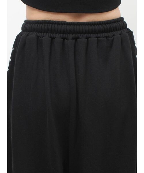 jouetie（ジュエティ）の「バレルレッグルーズスタッズスウェットパンツ【セットアップ対応】（スウェットパンツ・レディース・グレー/ブラック・MEDIUM）」の22枚目の写真