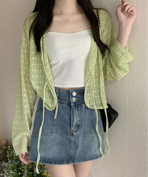 kirakiraShop(キラキラショップ)の「透かし編み リボン ショート ニット カーディガン(カーディガン/ボレロ・レディース・ブルー/ホワイト/ピンク/グリーン/イエロー・FREE)」の2枚目の写真