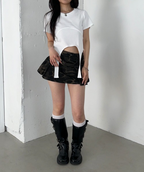 Bamm(バム)の「ガーターベルトピチTシャツ(Tシャツ/カットソー・レディース・チャコールグレー/ブラック/ホワイト・FREE)」の8枚目の写真