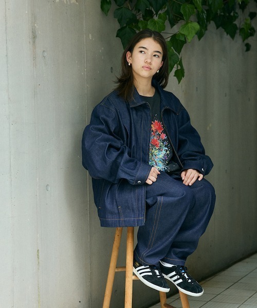 rehacer(レアセル)の「rehacer : Tuck Volume Denim Jacket / タック ボリュームデニム ジャケット(デニムジャケット・レディース・インディゴブルー・MEDIUM)」の5枚目の写真
