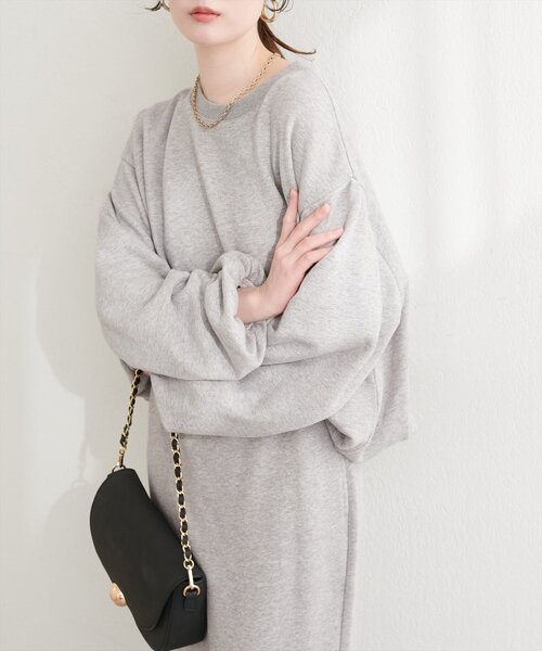 natural couture（ナチュラルクチュール）の「バルーンシルエットプルオーバー（スウェット・レディース・ベージュ/チャコールグレー/グレー・FREE）」の4枚目の写真