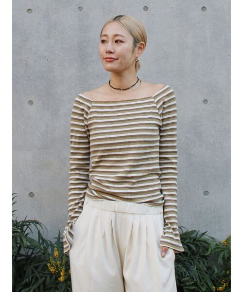 Ungrid（アングリッド）の「【WEB限定】オフショルダーボーダーロングスリーブTee（Tシャツ/カットソー・レディース・ブラウン/レッド/イエロー・FREE）」の9枚目の写真