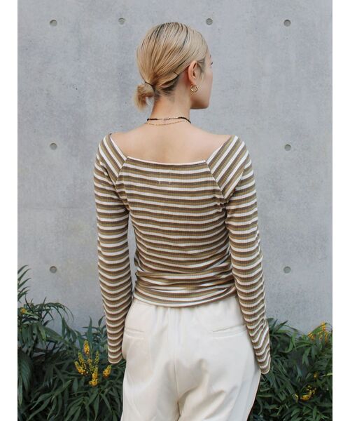 Ungrid（アングリッド）の「【WEB限定】オフショルダーボーダーロングスリーブTee（Tシャツ/カットソー・レディース・ブラウン/レッド/イエロー・FREE）」の10枚目の写真