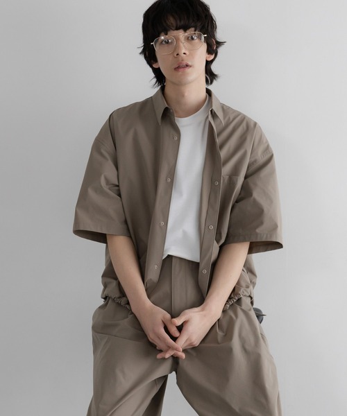 LOWRYS FARM（ローリーズファーム）の「SETUP可能【LFM(U)】DRYMIXショートシャツＳＳ　 658957（シャツ/ブラウス・メンズ・ネイビー/ベージュ/ブラック・LARGE/MEDIUM）」の2枚目の写真